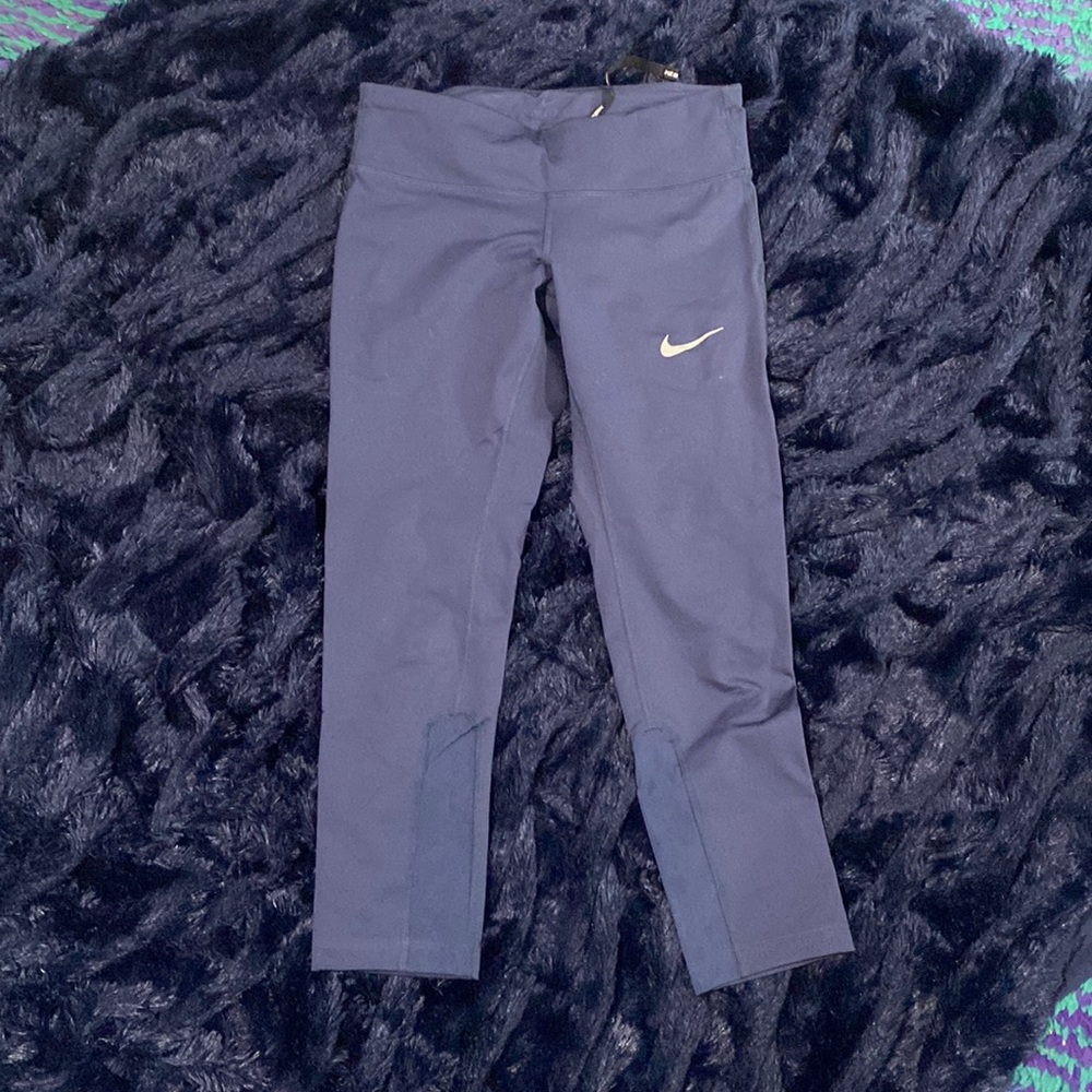 Nike crop navy leggings